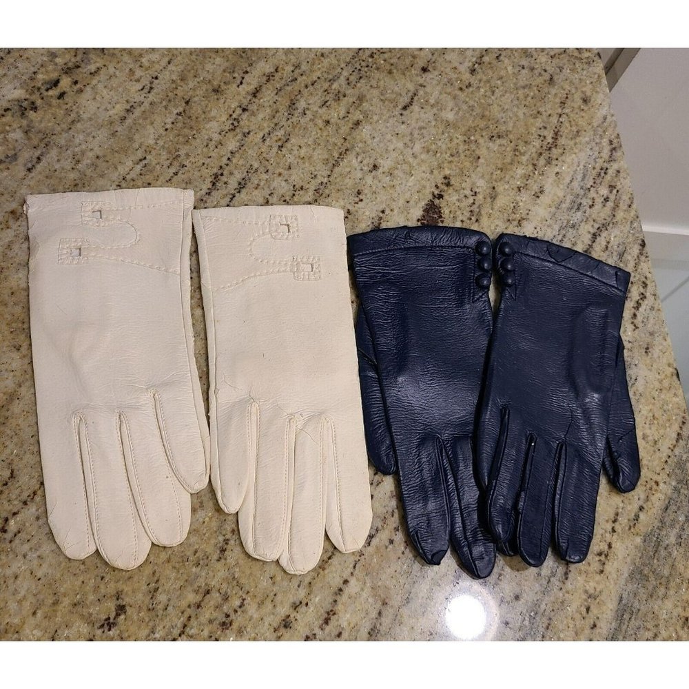 2 Pair Vintage Gloves Size Small Blue White Faux Leather Costume Mannequin READ!